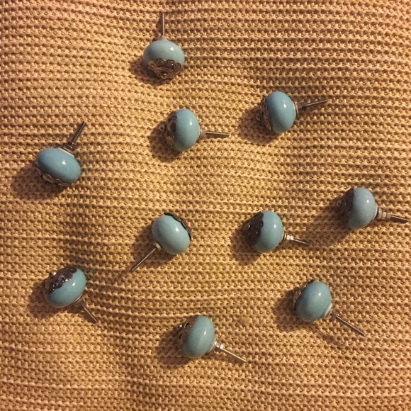 Cost Plus World Market Other - World Market Knobs (Set of 10)